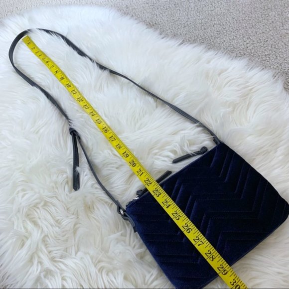 Old Navy Blue Velvet Chevron Crossbody Bag - Picture 12 of 12